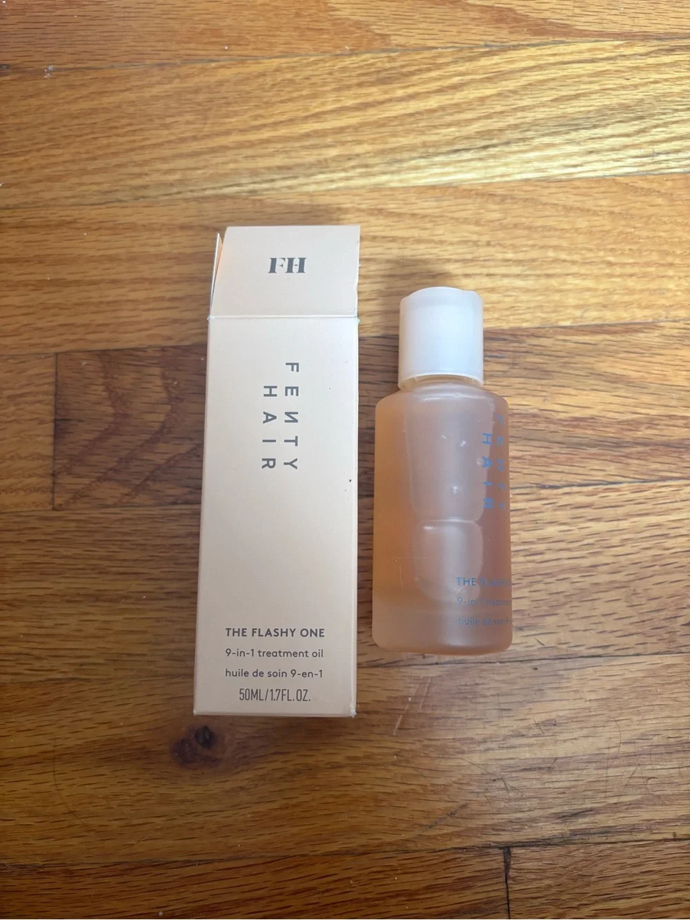 Fenty Hair The Flashy One 9-in-1 Treatment Oil - Peachy Clear